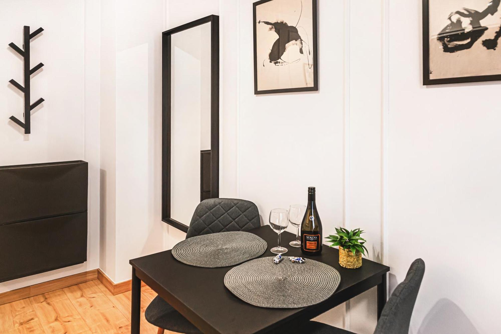Stylowe Apartamenty W Centrum Wrocław Extérieur photo